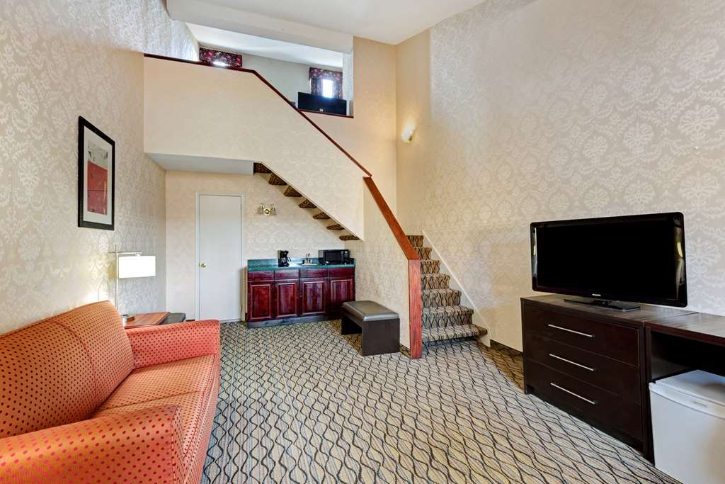 Days Inn By Wyndham Woodbury Long Island Interno foto